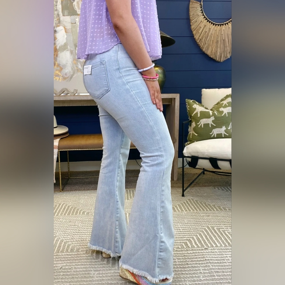 Risen High Rise Elastic Band Flare Jeans XL